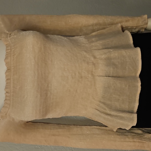 BLU PEPPER Gold Metallic Cream Smocked Peplum Long Sleeve Criss Cross Top - Picture 5 of 10